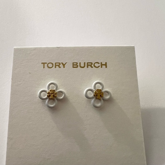 Tory Burch Kira Small Clover Enamel Stud Earrings - Picture 4 of 4